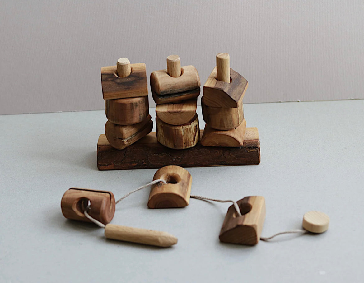 Tree Blocks Lacing toy