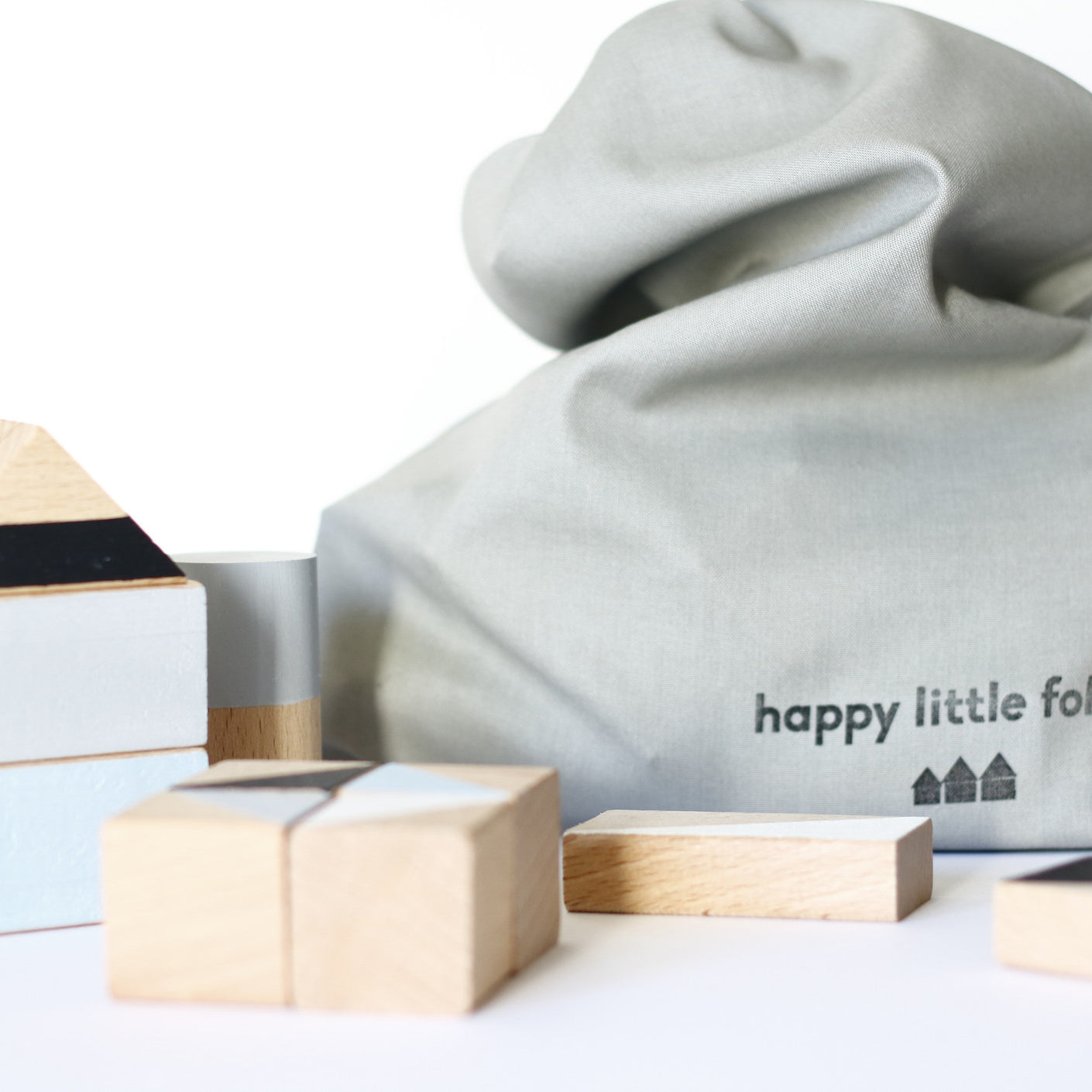 Wooden building blocks - Winter colours - Happy Little Folks