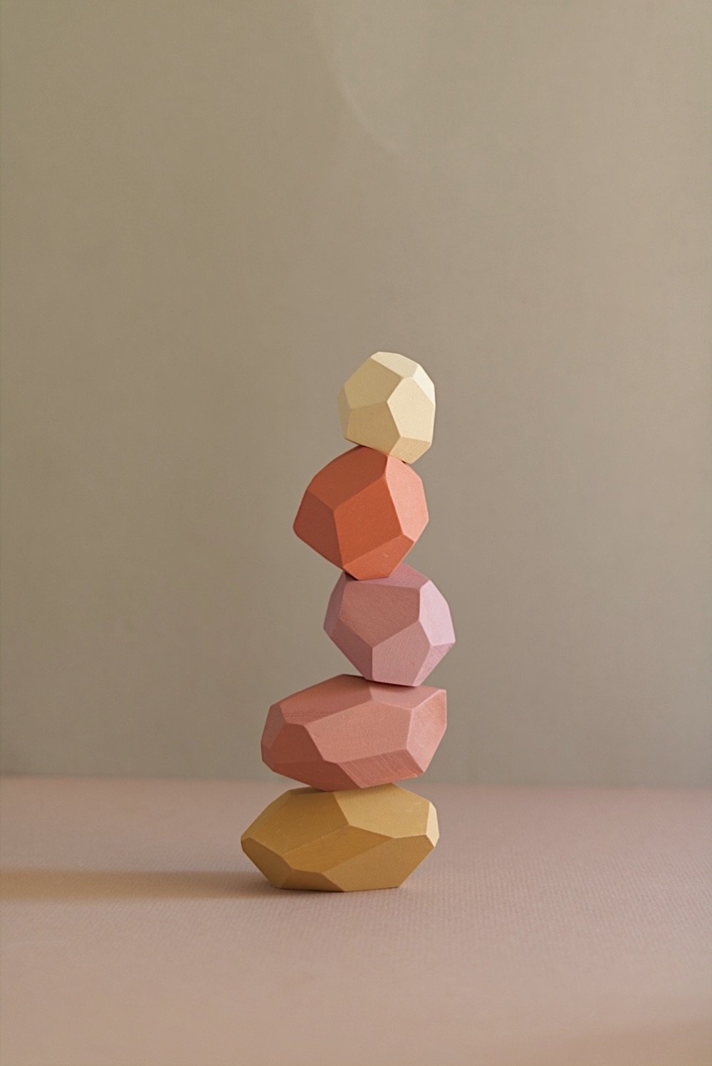 Balancing stones - Pastel colours - Happy Little Folks