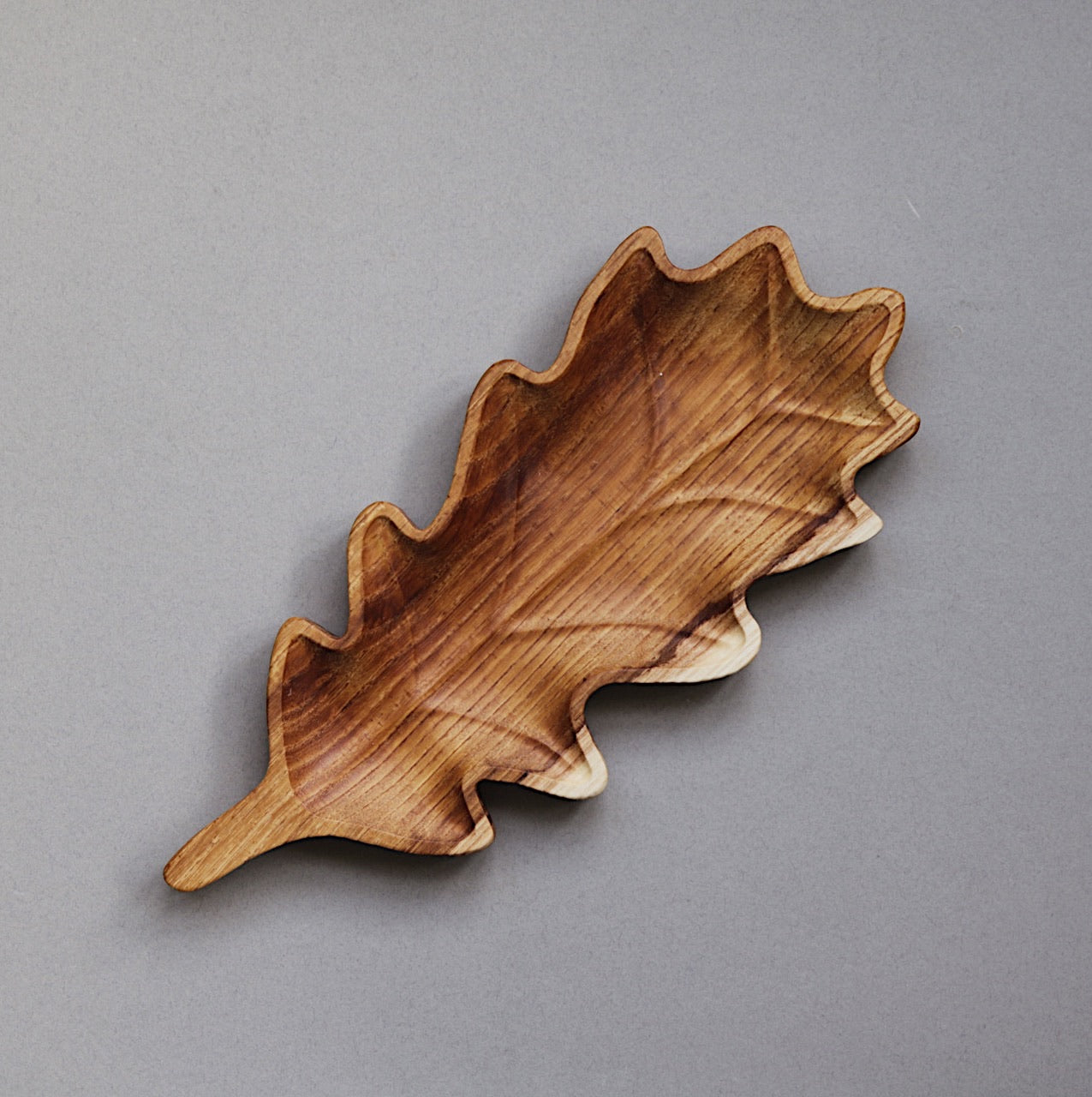 Wooden leaf plate
