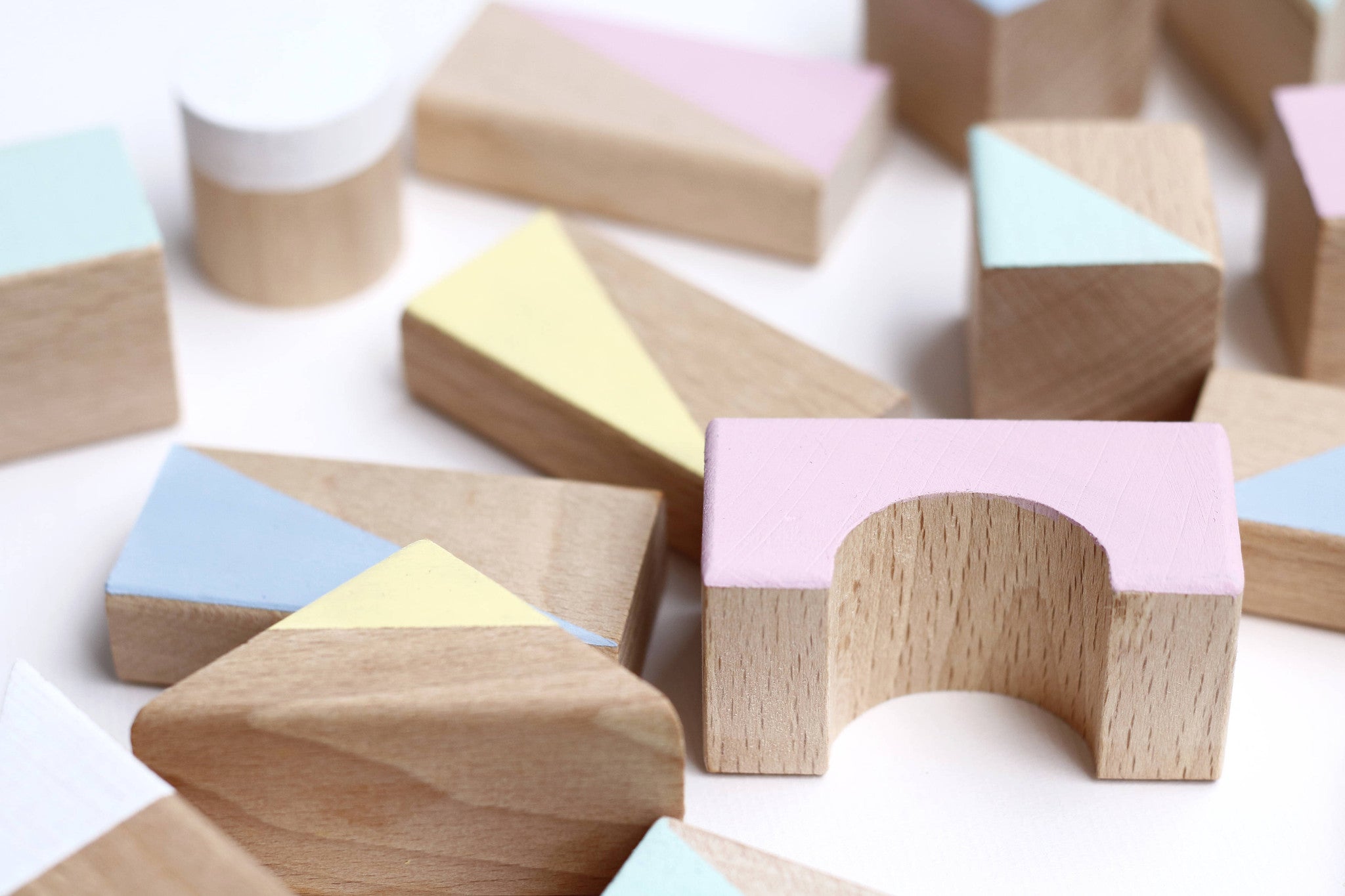 Wooden building blocks - Summer colours - Happy Little Folks