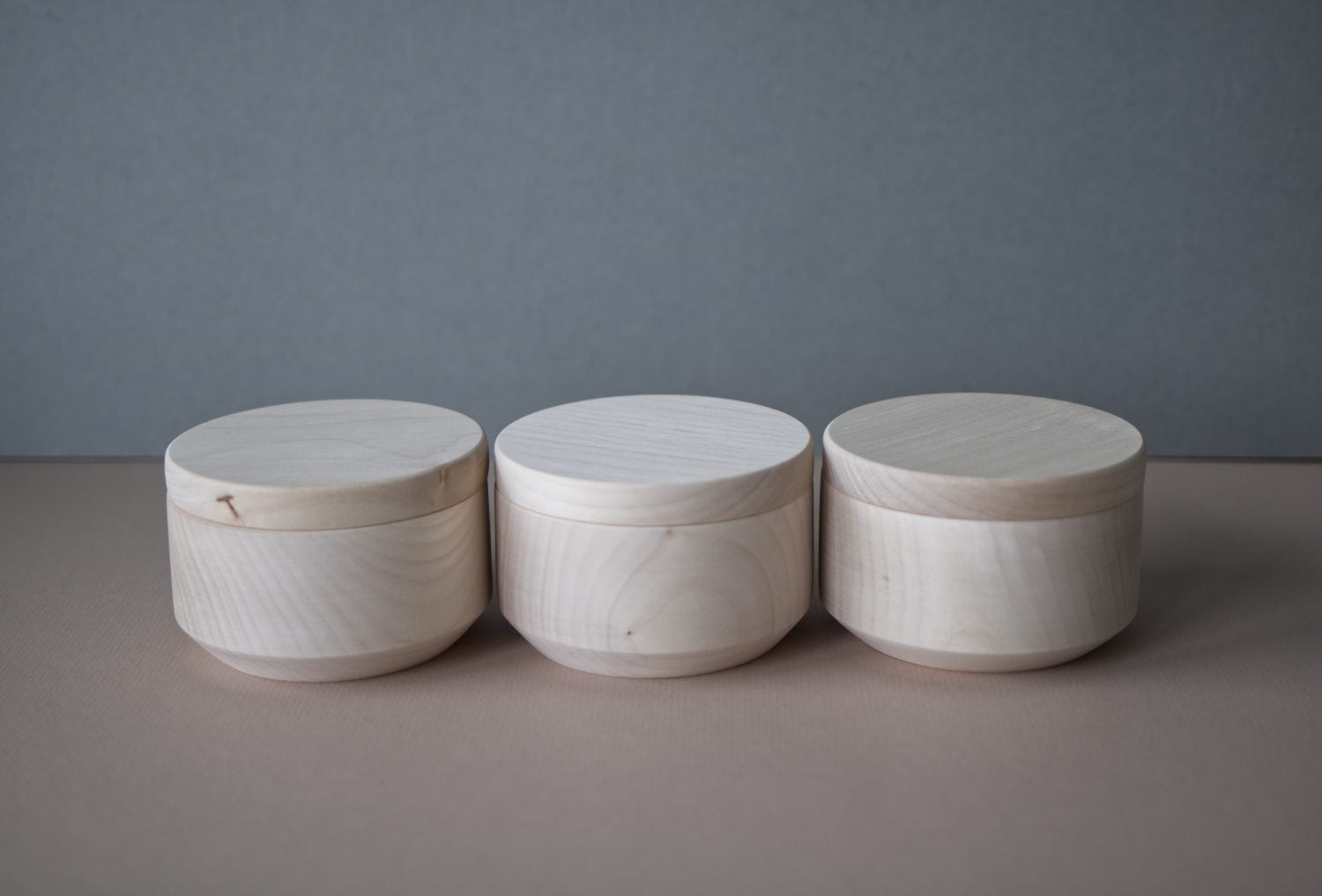 Small wooden box with lid - Happy Little Folks