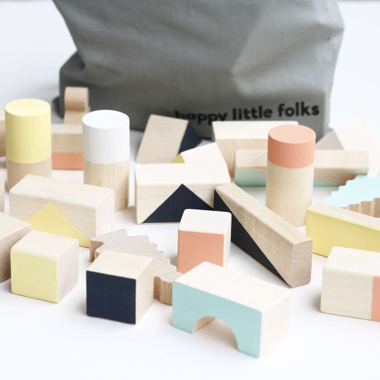 Wooden building blocks Mixed colours Happy Little Folks