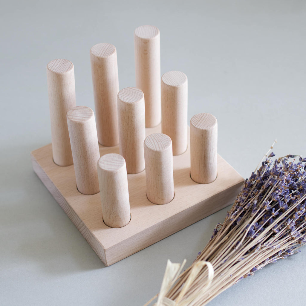 Wooden peg sorter - Natural - Happy Little Folks
