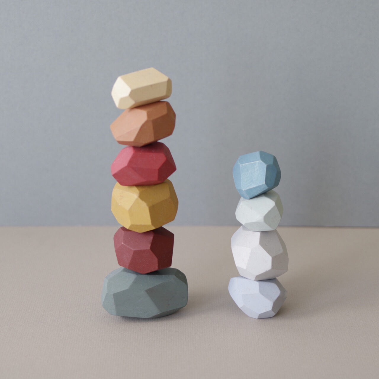 Balancing stones - Earthy colours - Happy Little Folks