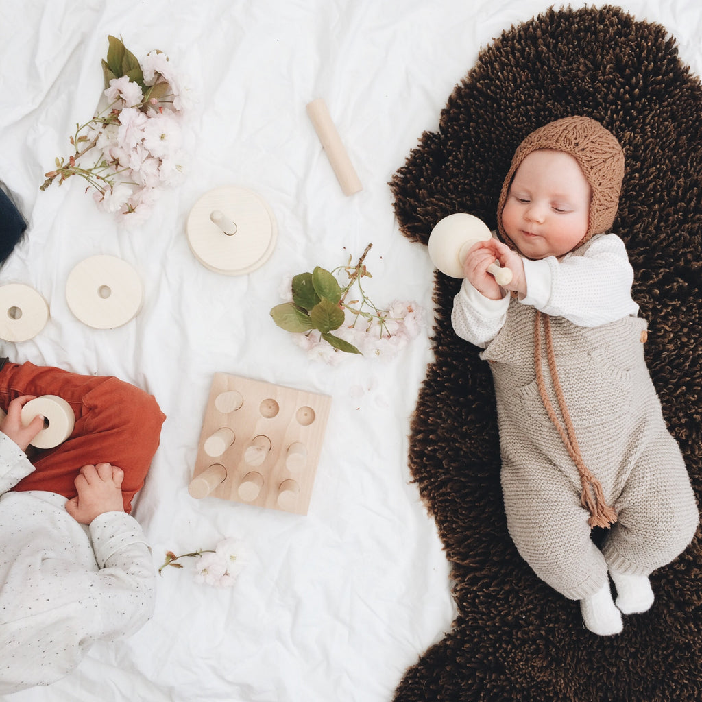 Wooden peg sorter - Natural - Happy Little Folks
